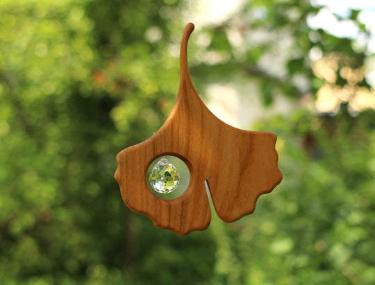Sonnenfänger 'Ginkgo' mit Glaskristall