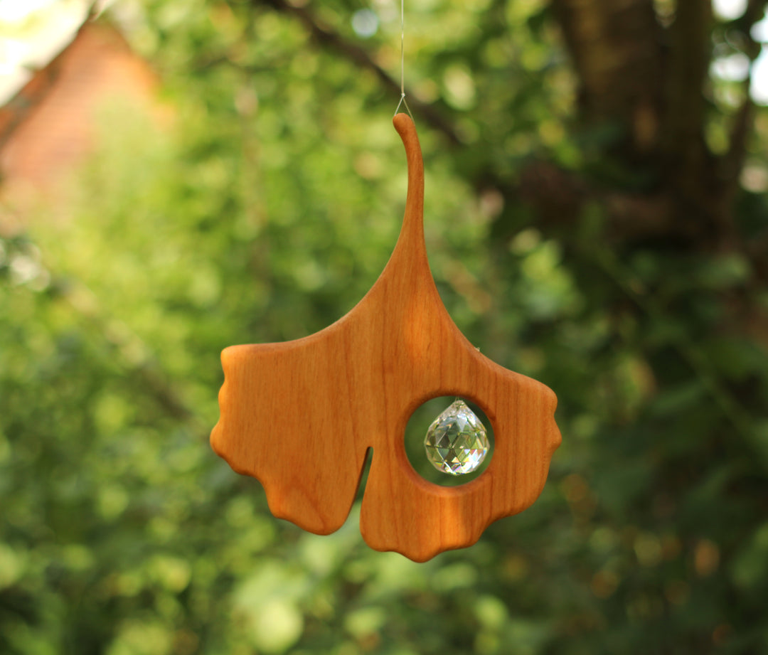 Sonnenfänger 'Ginkgo' mit Glaskristall