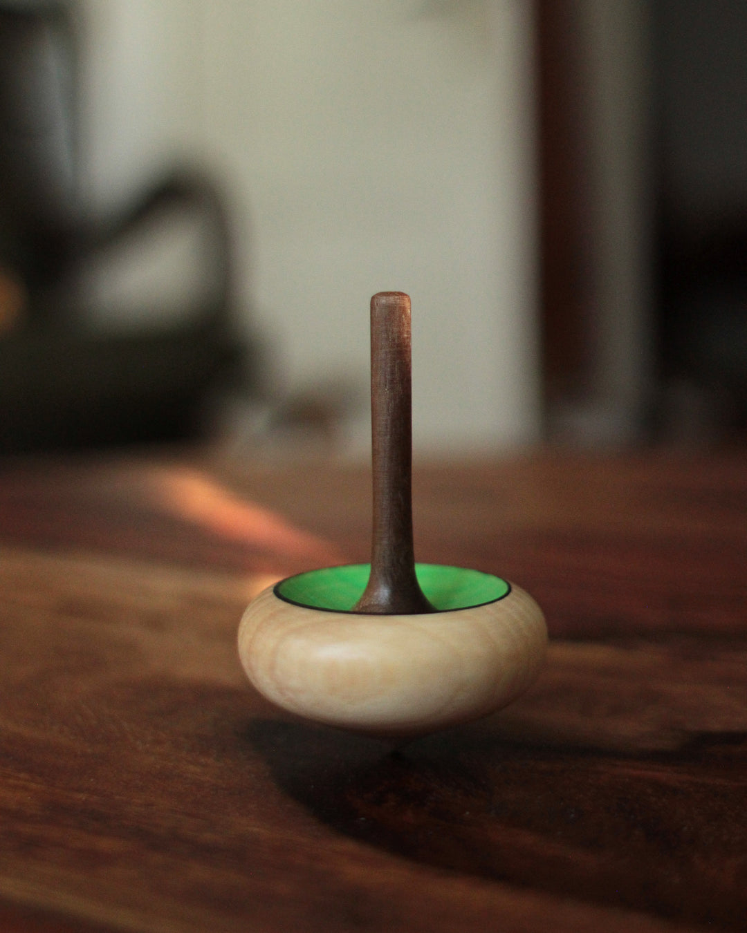 Kreisel Eschen-Zwirbel, versch. Farben