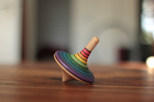 Kreisel Rallye Regenbogen, groß